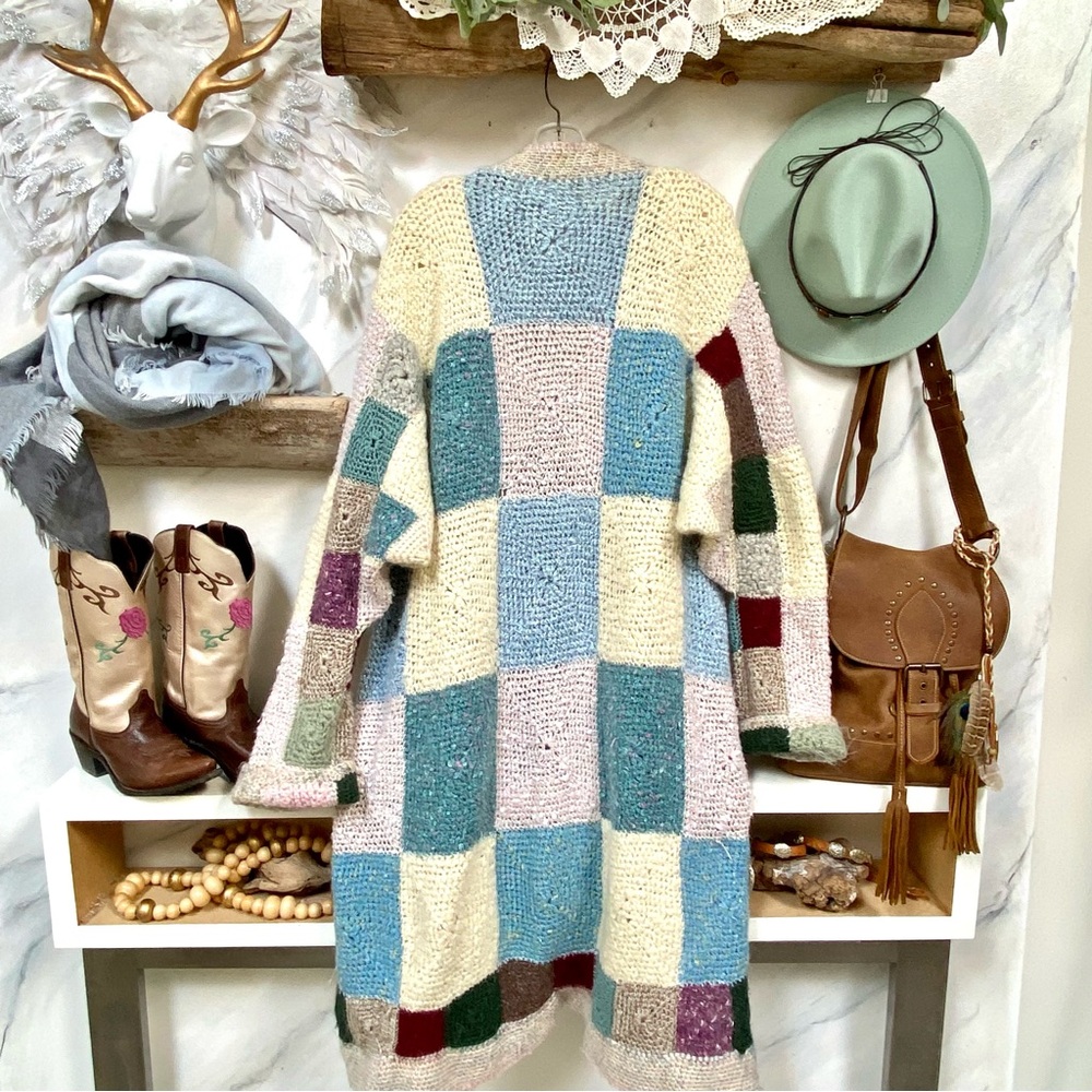 SOLD⭐️Artisan Patchwork Duster boho wool jacket sweater hippy granny vibe - Picture 13 of 16